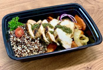 FITNESS - Basil Pesto Chicken with Quinoa and Caramelized Carrots