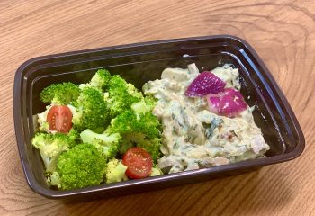 KETO - Spinach, Artichoke Chicken Casserole