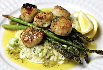 FAMILY DINNER - Scallops over Veggie Risotto