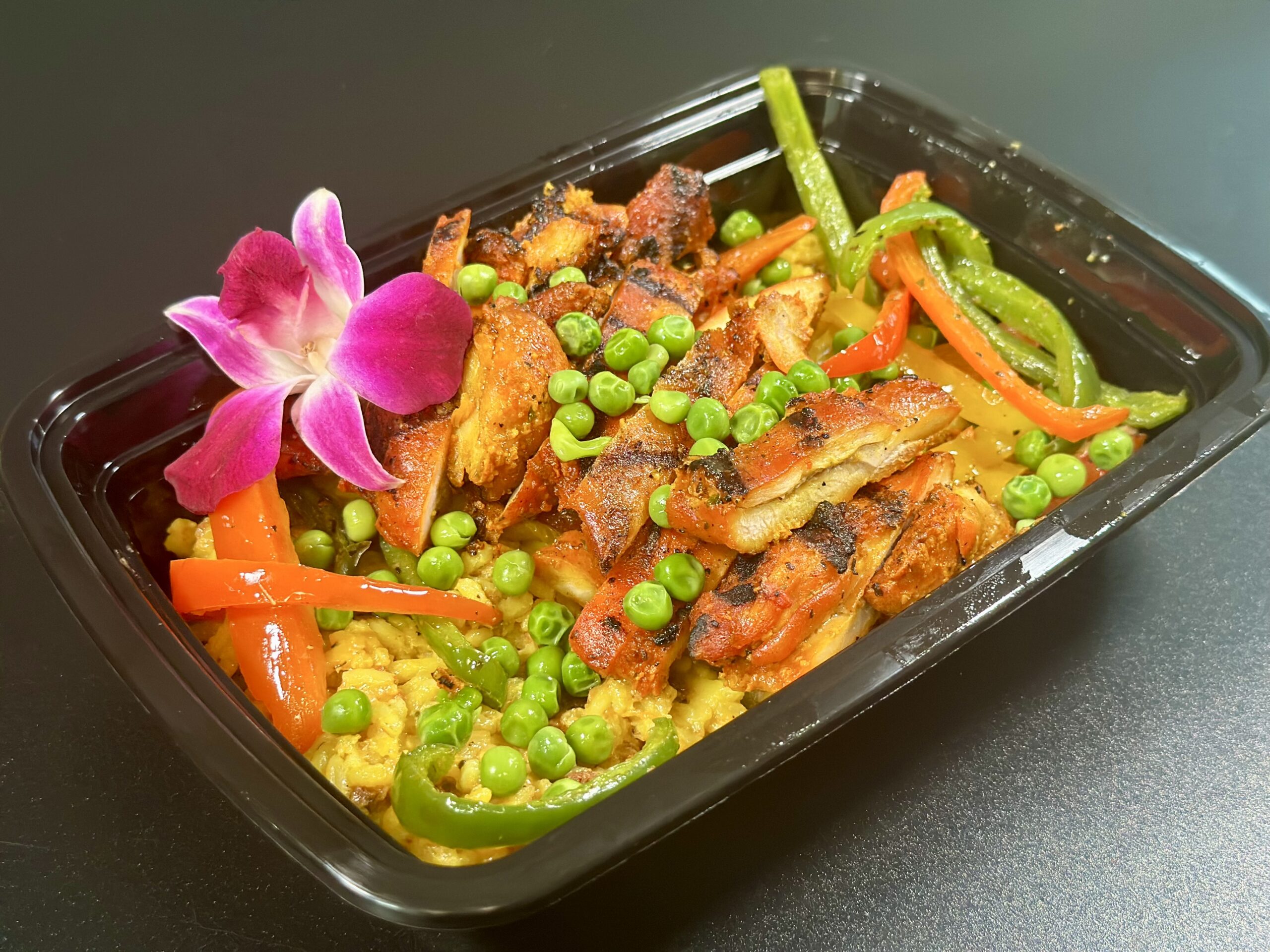 COMFORT Spanish Chicken Yellow Rice Fresh Flamingo