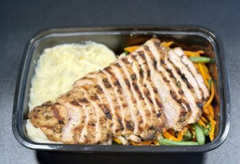 Grilled Chicken with Mashed Potatoes - Large