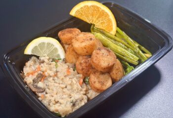 SPECIAL - Scallops over Veggie Risotto
