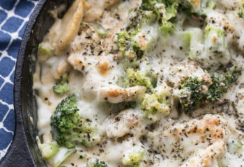 FAMILY DINNER - Chicken and Broccoli Alfredo Casserole