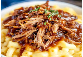 BBQ Pulled Pork with Mac and Cheese